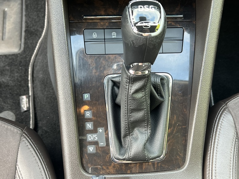 Image Skoda OCTAVIA BERLINE L&K 1.8 TSi 180 DSG7 Xénon Radar ACC Sièges cuir élec chauffant Clim auto Gtie 1 an