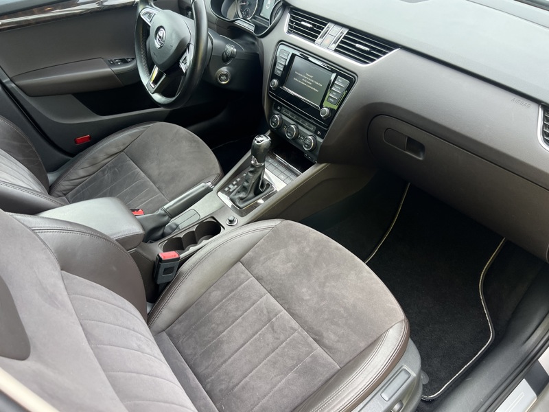 Image Skoda OCTAVIA BERLINE L&K 1.8 TSi 180 DSG7 Xénon Radar ACC Sièges cuir élec chauffant Clim auto Gtie 1 an