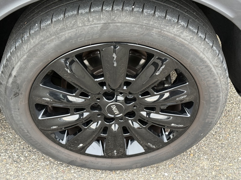 Image MINI COUNTRYMAN 1.5 220 Cooper SE Edition Premium Plus ALL4 BVA6 Full leds GPS HUD Carplay Caméra Sièges cuir élec c