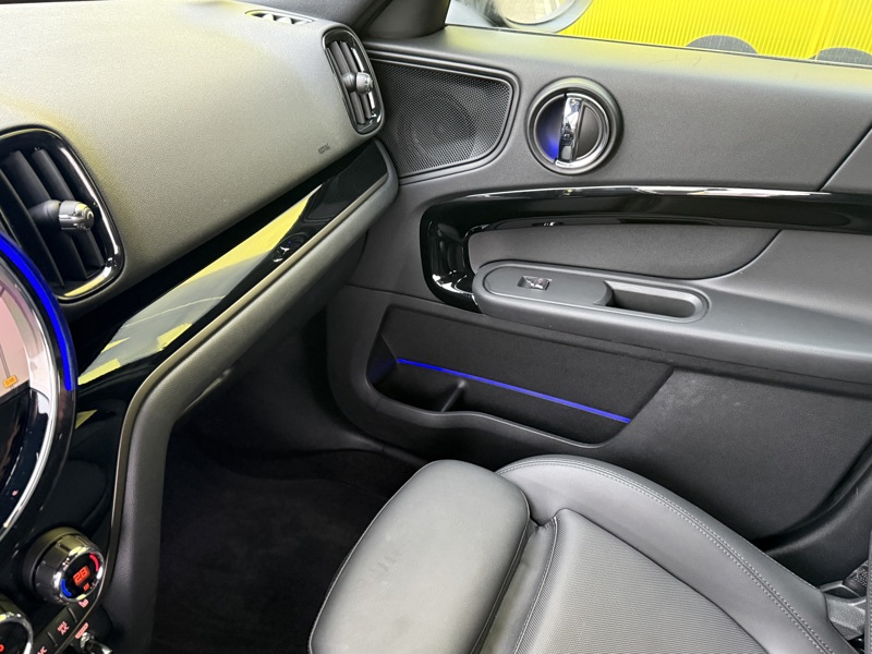 Image MINI COUNTRYMAN 1.5 220 Cooper SE Edition Premium Plus ALL4 BVA6 Full leds GPS HUD Carplay Caméra Sièges cuir élec c