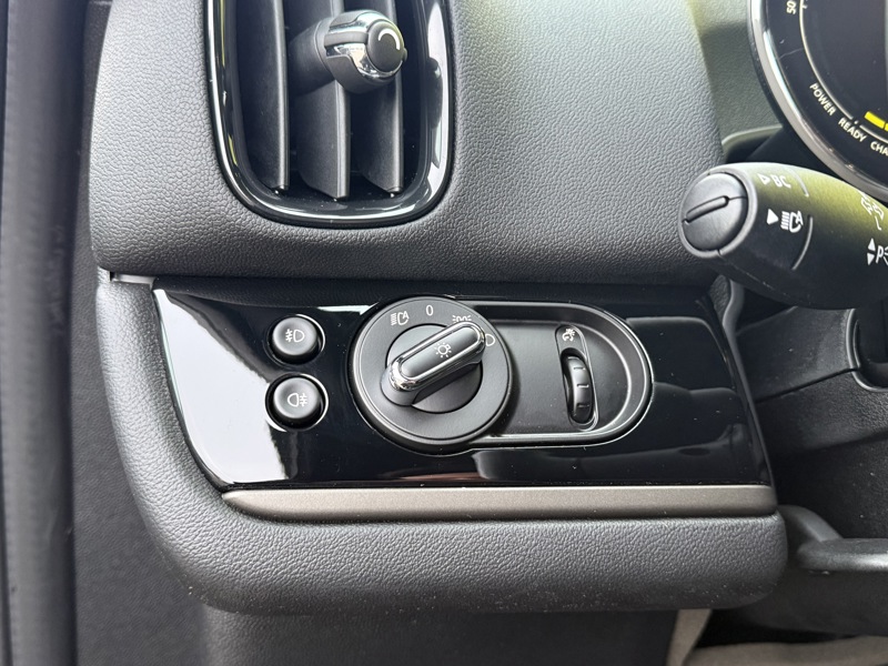 Image MINI COUNTRYMAN 1.5 220 Cooper SE Edition Premium Plus ALL4 BVA6 Full leds GPS HUD Carplay Caméra Sièges cuir élec c