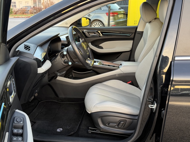 Image MG 5 177 Luxury Full leds GPS Caméra 360 Carplay Sièges cuir élec chauffants ACC Clim auto Gtie 1 an 