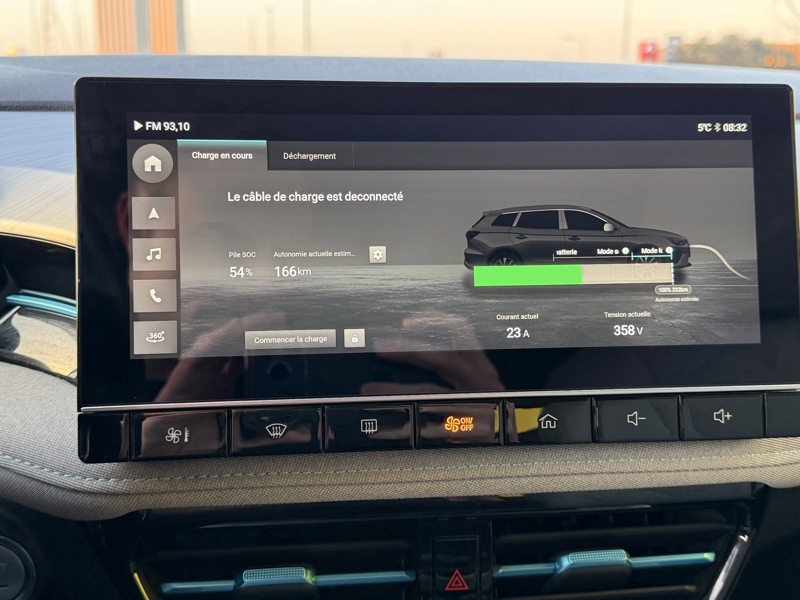 Image MG 5 177 Luxury Full leds GPS Caméra 360 Carplay Sièges cuir élec chauffants ACC Clim auto Gtie 1 an 