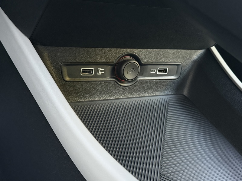 Image MG 5 177 Luxury Full leds GPS Caméra 360 Carplay Sièges cuir élec chauffants ACC Clim auto Gtie 1 an 