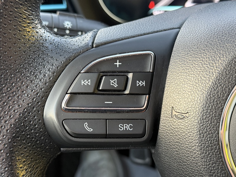 Image MG 5 177 Luxury Full leds GPS Caméra 360 Carplay Sièges cuir élec chauffants ACC Clim auto Gtie 1 an 