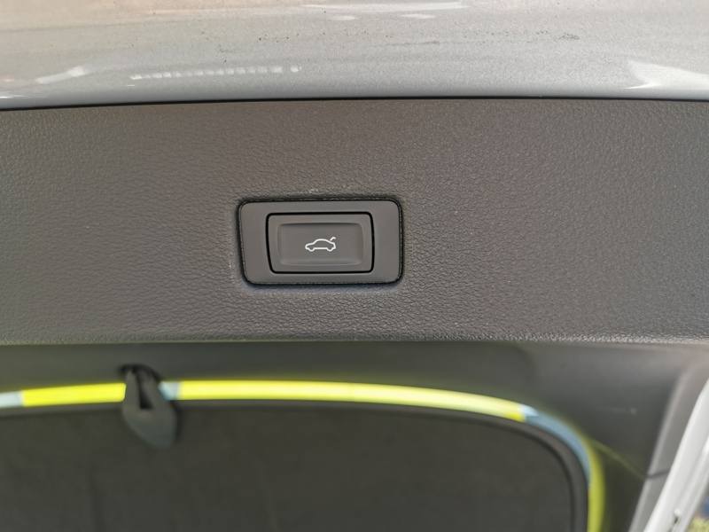 Image Audi 㝁匠潰瑲慢正⠠䬴⥁ㄨ⸱〲㜱㸭) 3.0 286 50 TDI Sline quattro Matrix leds GPS Carplay Caméra Sièges cuir élec chauffants ACC Clim aut