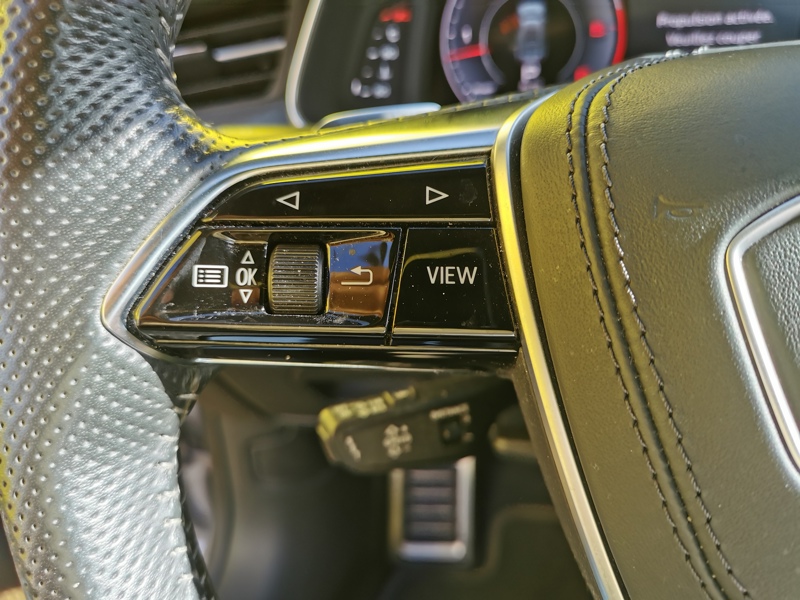 Image Audi 㝁匠潰瑲慢正⠠䬴⥁ㄨ⸱〲㜱㸭) 3.0 286 50 TDI Sline quattro Matrix leds GPS Carplay Caméra Sièges cuir élec chauffants ACC Clim aut