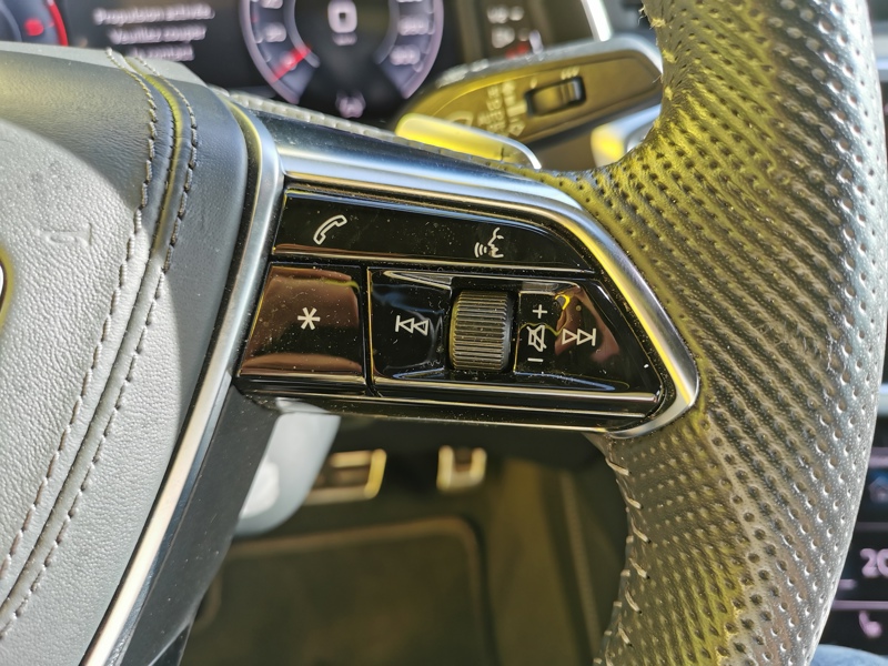 Image Audi 㝁匠潰瑲慢正⠠䬴⥁ㄨ⸱〲㜱㸭) 3.0 286 50 TDI Sline quattro Matrix leds GPS Carplay Caméra Sièges cuir élec chauffants ACC Clim aut