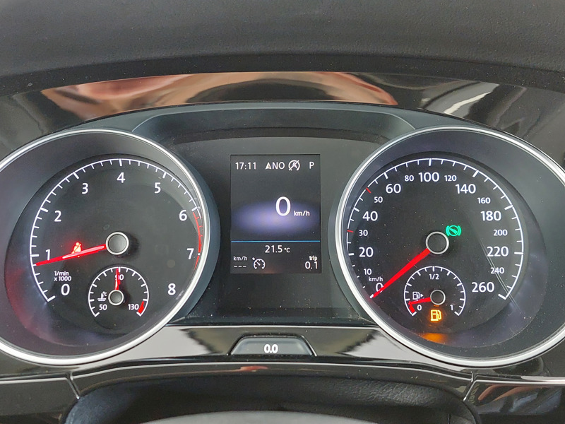 Image Volkswagen TOURAN 1.8 TSI 180 DSG7 Carat GPS Radar 7 places ACC Clim auto Ethanol Gtie 1 an