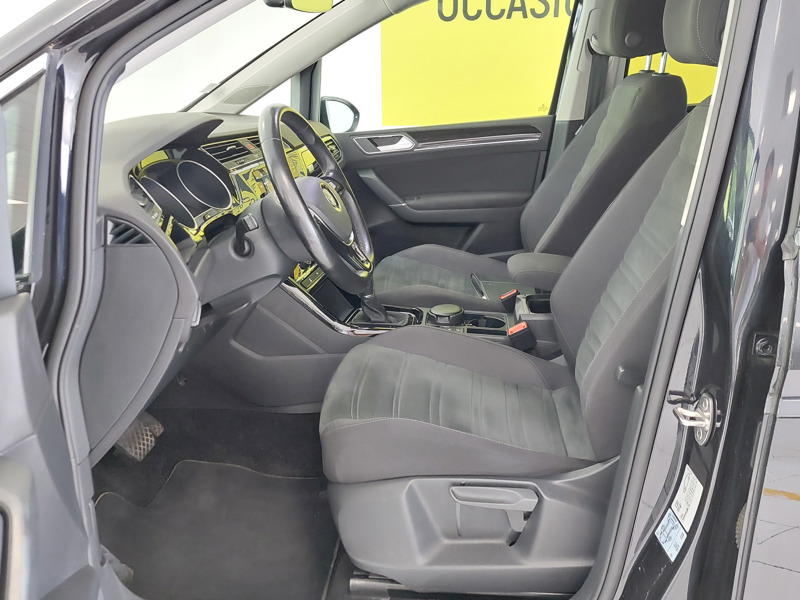 Image Volkswagen TOURAN 1.8 TSI 180 DSG7 Carat GPS Radar 7 places ACC Clim auto Ethanol Gtie 1 an