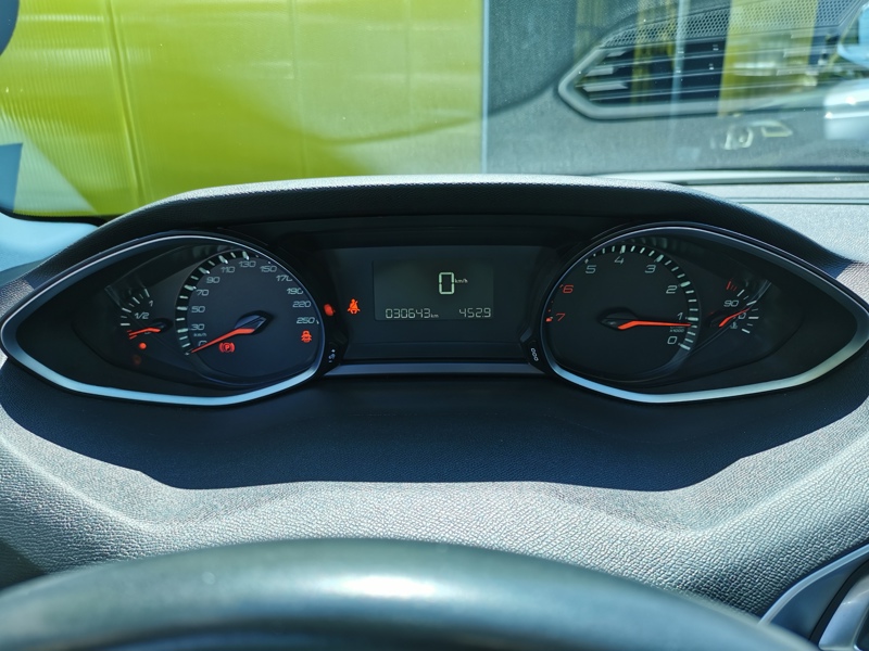 Image PEUGEOT 308 SW 308 SW 1.2 PURETECH 130 1.2 130 Allure GPS Caméra Carplay Régul Clim auto Gtie 1 an