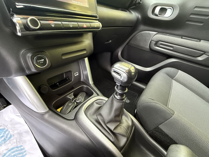 Image Citroën C3 AIRCROSS 1.6 BlueHDi 120 Shine GPS Carplay Radar Régul Clim auto Gtie 1 an 