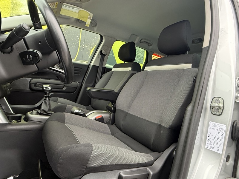 Image Citroën C3 AIRCROSS 1.6 BlueHDi 120 Shine GPS Carplay Radar Régul Clim auto Gtie 1 an 