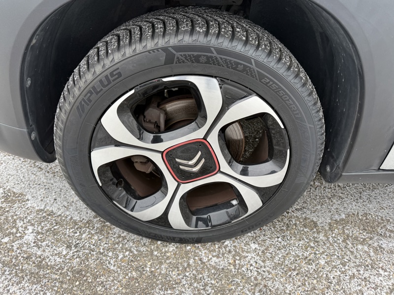 Image Citroën C3 AIRCROSS 1.6 BlueHDi 120 Shine GPS Carplay Radar Régul Clim auto Gtie 1 an 