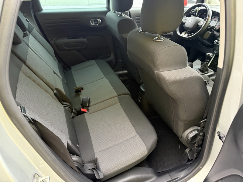 Image Citroën C3 AIRCROSS 1.6 BlueHDi 120 Shine GPS Carplay Radar Régul Clim auto Gtie 1 an 