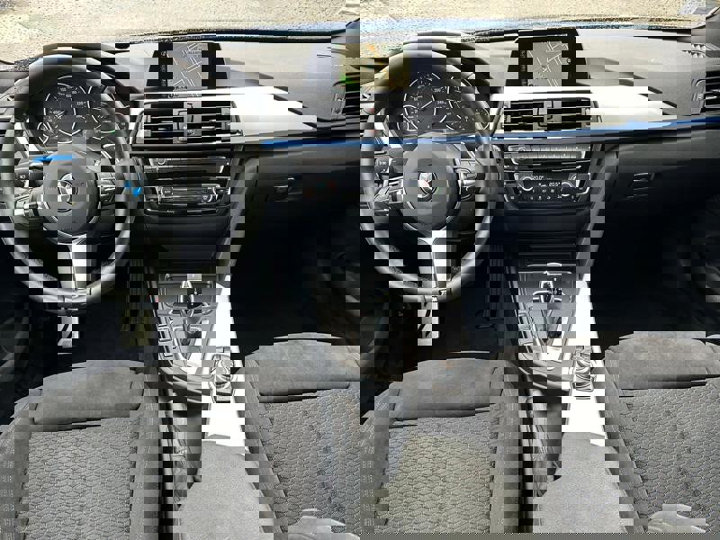 Image BMW 楲⁥‴潃灵⃩䘨㈳⠩〲㌱㸭) 435d 3.0 313 M Sport xDrive  GPS Bluetooth Sièges électriques à mémoires 1ère Main Origine France Ré