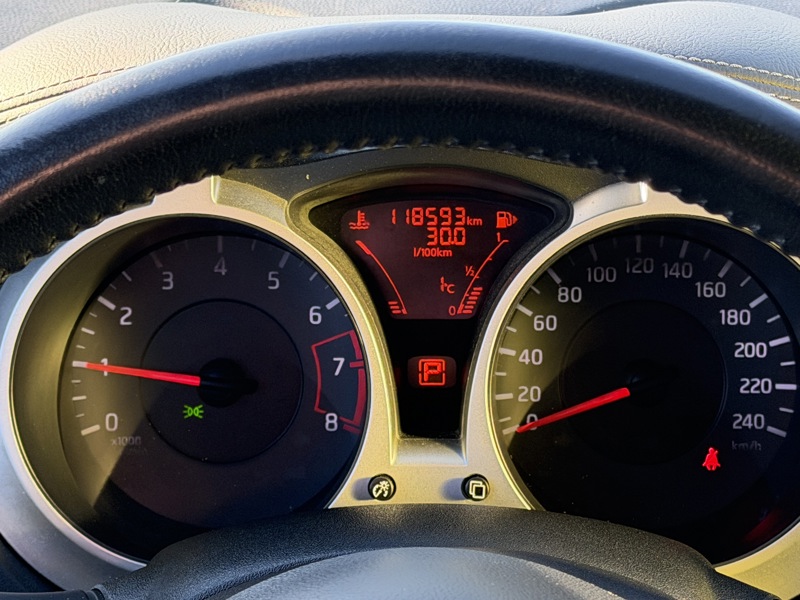 Image Nissan JUKE 1.6 117 Acenta GPS Caméra Bluetooth Régul Clim auto  Gtie 1 an 