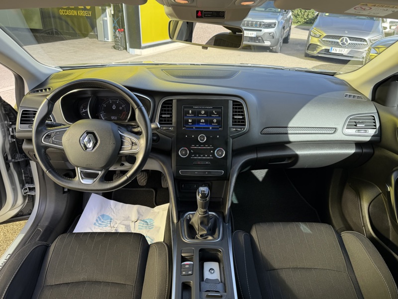 Image Renault MEGANE IV BERLINE 5 PTES. 1.3 TCe 115 Limited GPS Radar Régul Clim auto Gtie 1 an