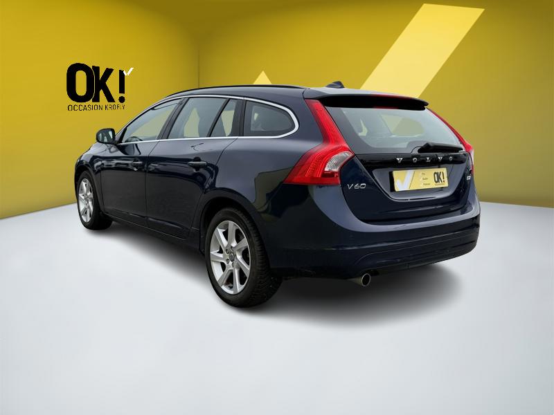 Image Volvo V60 BREAK D2 1.6 115 Momentum GPS GPS Bluetooth Radar Régul Clim auto  Gtie 1 an 