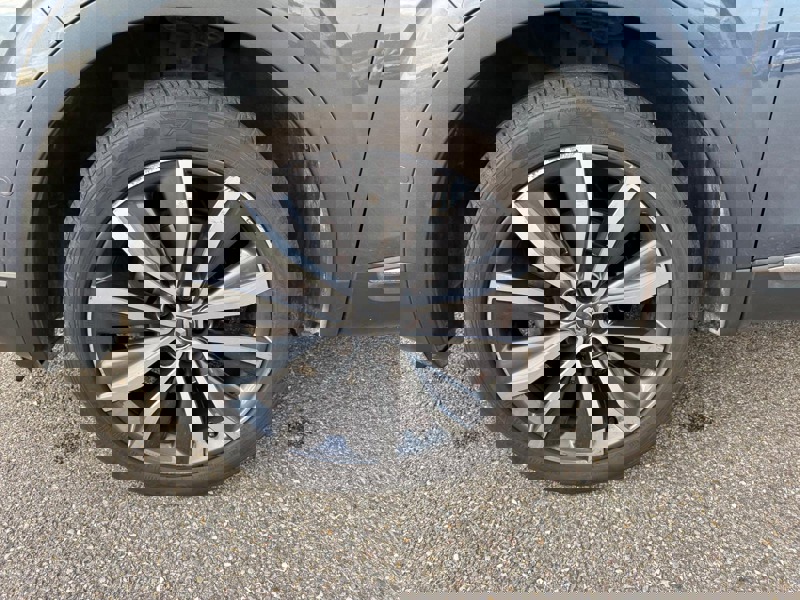 Image Renault KADJAR 1.2 TCe 130 Intens Full leds GPS Radar Bluetooth Sièges cuir Régul Clim auto Gtie 1 an 