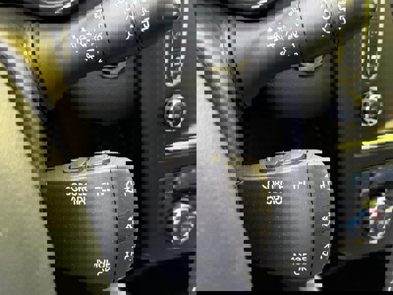 Image Renault KADJAR 1.2 TCe 130 Intens Full leds GPS Radar Bluetooth Sièges cuir Régul Clim auto Gtie 1 an 