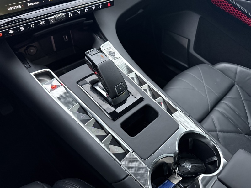 Image DS DS 7 CROSSBACK 1.6 180 So Chic BVA8 Matrix leds TO GPS Caméra Carplay Sièges cuir élec chauff à mémoires Régul Clim