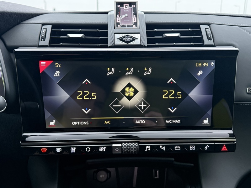 Image DS DS 7 CROSSBACK 1.6 180 So Chic BVA8 Matrix leds TO GPS Caméra Carplay Sièges cuir élec chauff à mémoires Régul Clim