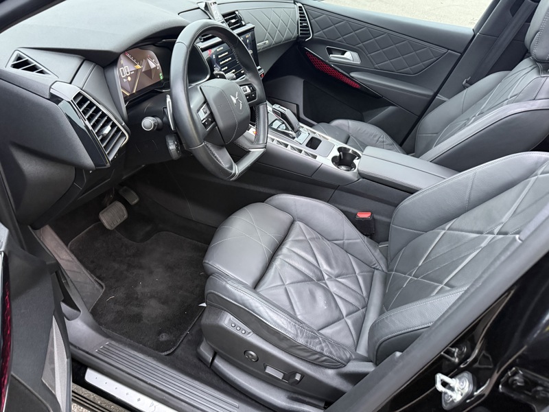 Image DS DS 7 CROSSBACK 1.6 180 So Chic BVA8 Matrix leds TO GPS Caméra Carplay Sièges cuir élec chauff à mémoires Régul Clim