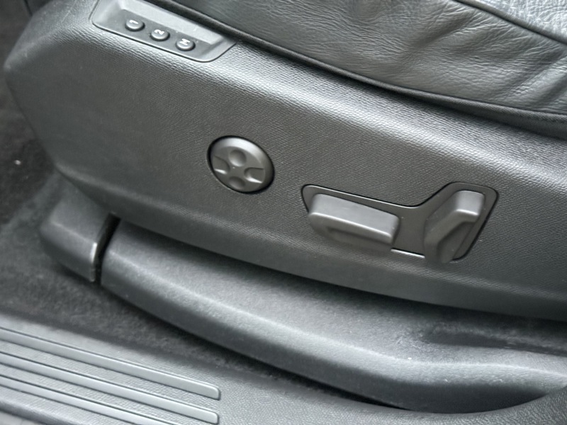 Image DS DS 7 CROSSBACK 1.6 180 So Chic BVA8 Matrix leds TO GPS Caméra Carplay Sièges cuir élec chauff à mémoires Régul Clim