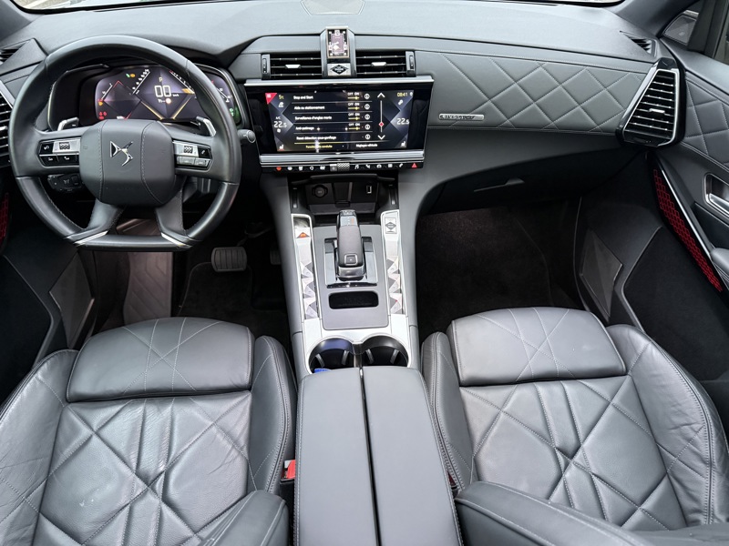 Image DS DS 7 CROSSBACK 1.6 180 So Chic BVA8 Matrix leds TO GPS Caméra Carplay Sièges cuir élec chauff à mémoires Régul Clim