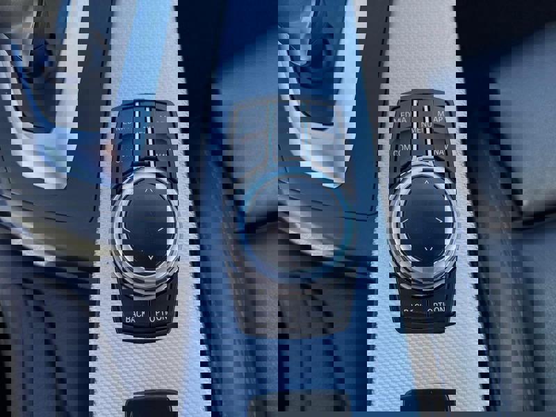 Image BMW ‴慃牢潩敬⁴䘨㌳⠩〲㌱㸭) 420 d 2.0 190 M Sport Full leds GPS Radar Sièges cuir élec chauffants à mémoires Régul Clim auto Gti