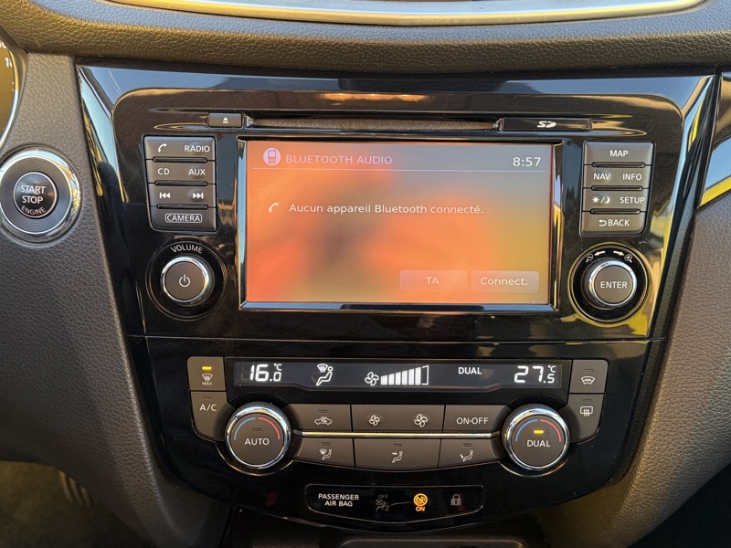 Image Nissan QASHQAI 1.2 116 Tekna GPS Caméra TO Sièges cuir élec chauffants Régul Clim auto Gtie 1 an 