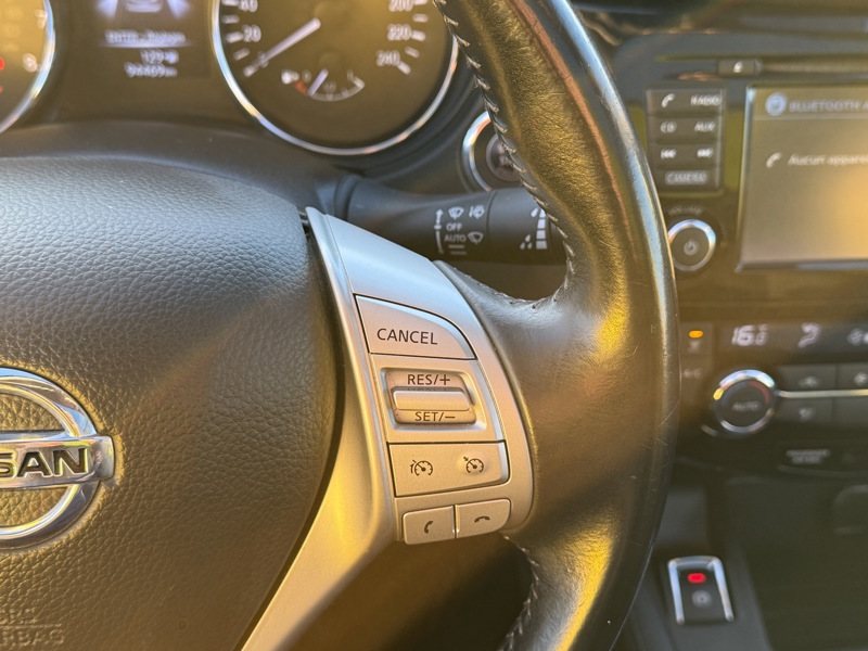 Image Nissan QASHQAI 1.2 116 Tekna GPS Caméra TO Sièges cuir élec chauffants Régul Clim auto Gtie 1 an 