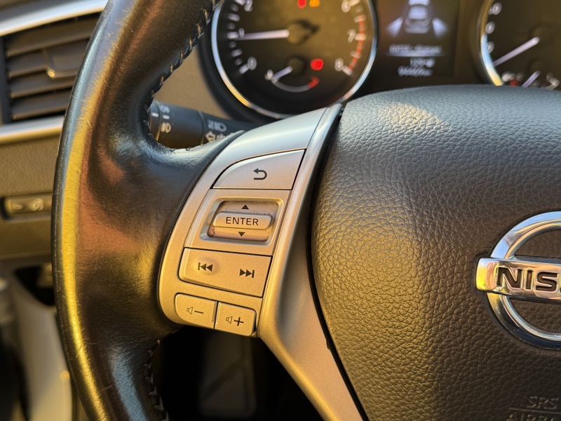 Image Nissan QASHQAI 1.2 116 Tekna GPS Caméra TO Sièges cuir élec chauffants Régul Clim auto Gtie 1 an 