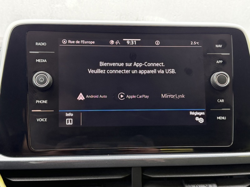 Image Volkswagen T-ROC 1.5 TSI 150 Style DSG7 Full leds GPS Carplay Caméra ACC 1ère main Clim auto  Gtie 1 an 