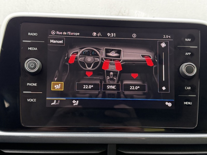 Image Volkswagen T-ROC 1.5 TSI 150 Style DSG7 Full leds GPS Carplay Caméra ACC 1ère main Clim auto  Gtie 1 an 