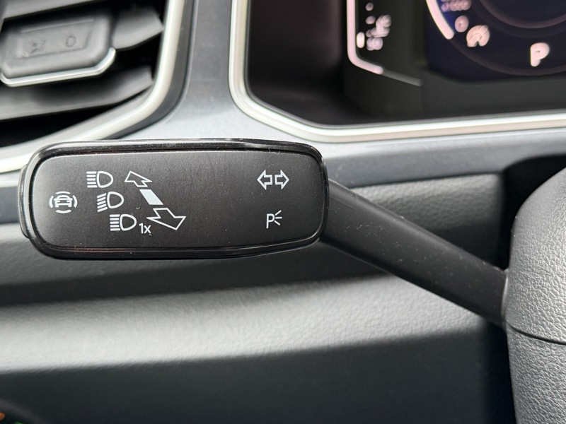 Image Volkswagen T-ROC 1.5 TSI 150 Style DSG7 Full leds GPS Carplay Caméra ACC 1ère main Clim auto  Gtie 1 an 