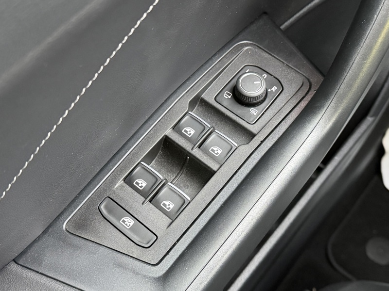 Image Volkswagen T-ROC 1.5 TSI 150 Style DSG7 Full leds GPS Carplay Caméra ACC 1ère main Clim auto  Gtie 1 an 