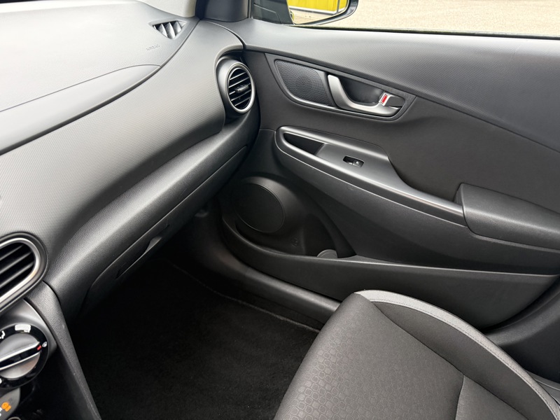 Image Hyundai KONA 1.0 T-GDI 120 Intuitive 2WD GPS Carplay Caméra Régul Clim auto  Gtie 1 an 