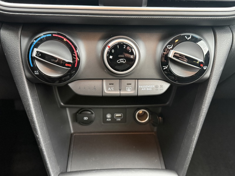 Image Hyundai KONA 1.0 T-GDI 120 Intuitive 2WD GPS Carplay Caméra Régul Clim auto  Gtie 1 an 