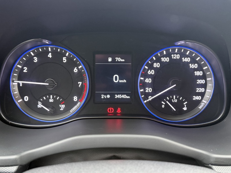 Image Hyundai KONA 1.0 T-GDI 120 Intuitive 2WD GPS Carplay Caméra Régul Clim auto  Gtie 1 an 