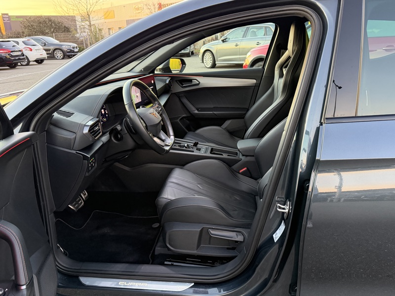 Image Cupra LEON 2.0 TSI 300 VZ DSG7 Full leds GPS Caméra Carplay Beats Sièges cuir chauffants ACC Clim auto Gtie 1 a