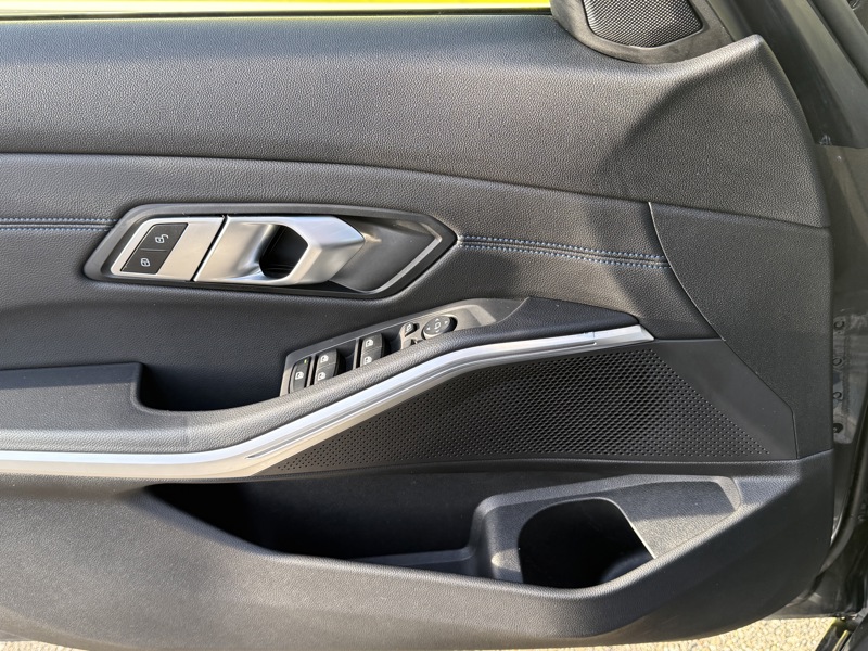 Image BMW 3 BERLINE 318 d 2.0 150 M Sport Full leds GPS Caméra Carplay Sièges chauffants Régul Clim auto  Gtie 1 an 