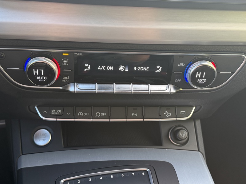 Image Audi Q5 2.0 TDI 190 S-line Quattro S-tronic7 TO GPS Caméra Carplay Régul Clim auto Gtie 1 an 