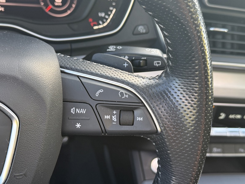 Image Audi Q5 2.0 TDI 190 S-line Quattro S-tronic7 TO GPS Caméra Carplay Régul Clim auto Gtie 1 an 