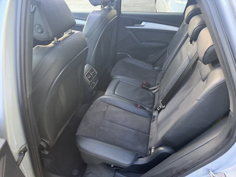 Image Audi Q5 2.0 TDI 190 S-line Quattro S-tronic7 TO GPS Caméra Carplay Régul Clim auto Gtie 1 an 