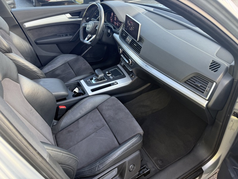 Image Audi Q5 2.0 TDI 190 S-line Quattro S-tronic7 TO GPS Caméra Carplay Régul Clim auto Gtie 1 an 