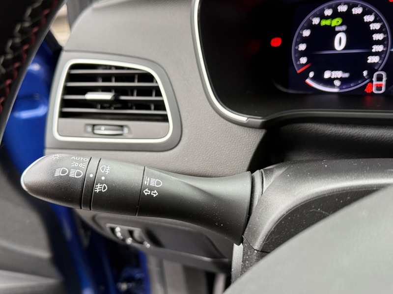 Image Renault MEGANE IV BERLINE 5 PTES. 1.3 TCe 160 R.S. Line Full leds GPS Carplay Bose Caméra HUD Sièges chauffants Régul Clim auto Gtie 1