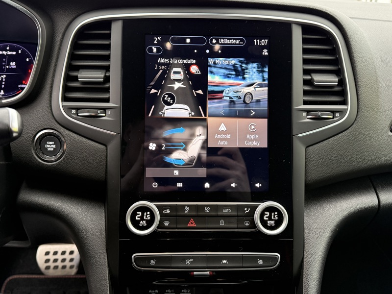 Image Renault MEGANE IV BERLINE 5 PTES. 1.3 TCe 160 R.S. Line Full leds GPS Carplay Bose Caméra HUD Sièges chauffants Régul Clim auto Gtie 1