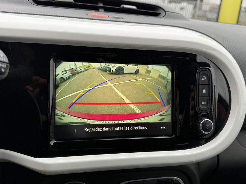 Image Renault TWINGO III 0.9 TCe 90 Intens Carplay Caméra Toit ouvrant Régul Clim auto Gtie 1 an 